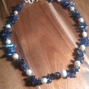 African Amethyst Chips and White Freshwater Pearl 18 Inch Necklace